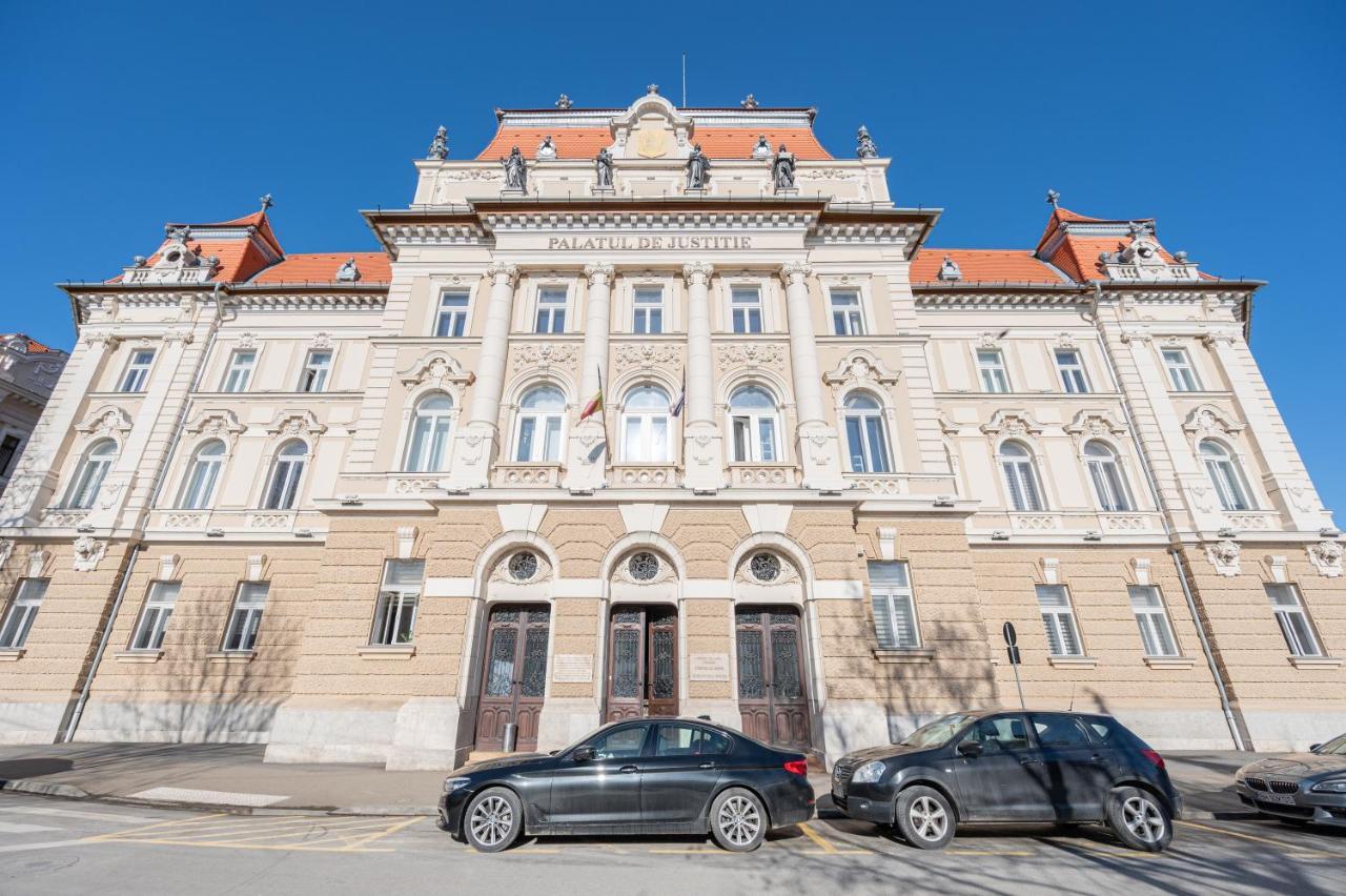 Haga Flat Lägenhet Oradea Exteriör bild